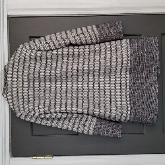 H&M Blazer - Picture 4 of 6